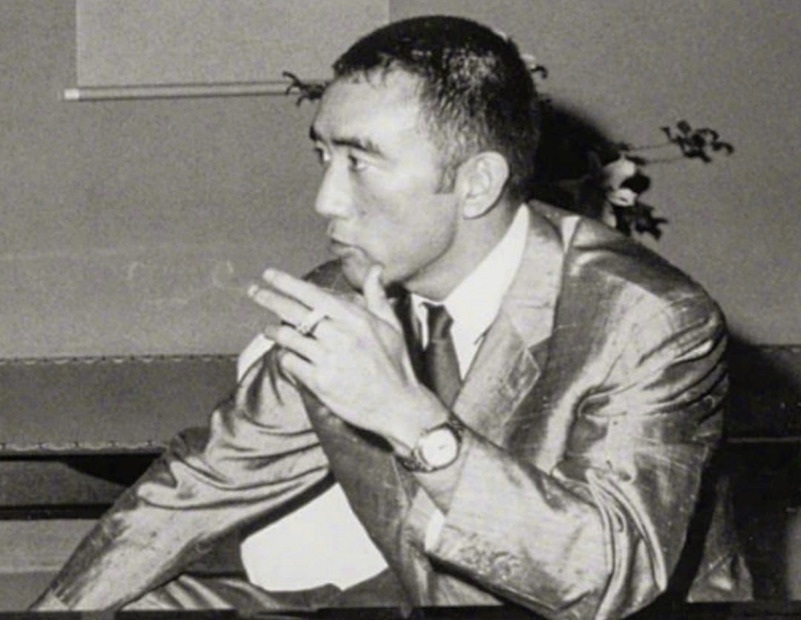 Sharkskin Sun and Steel